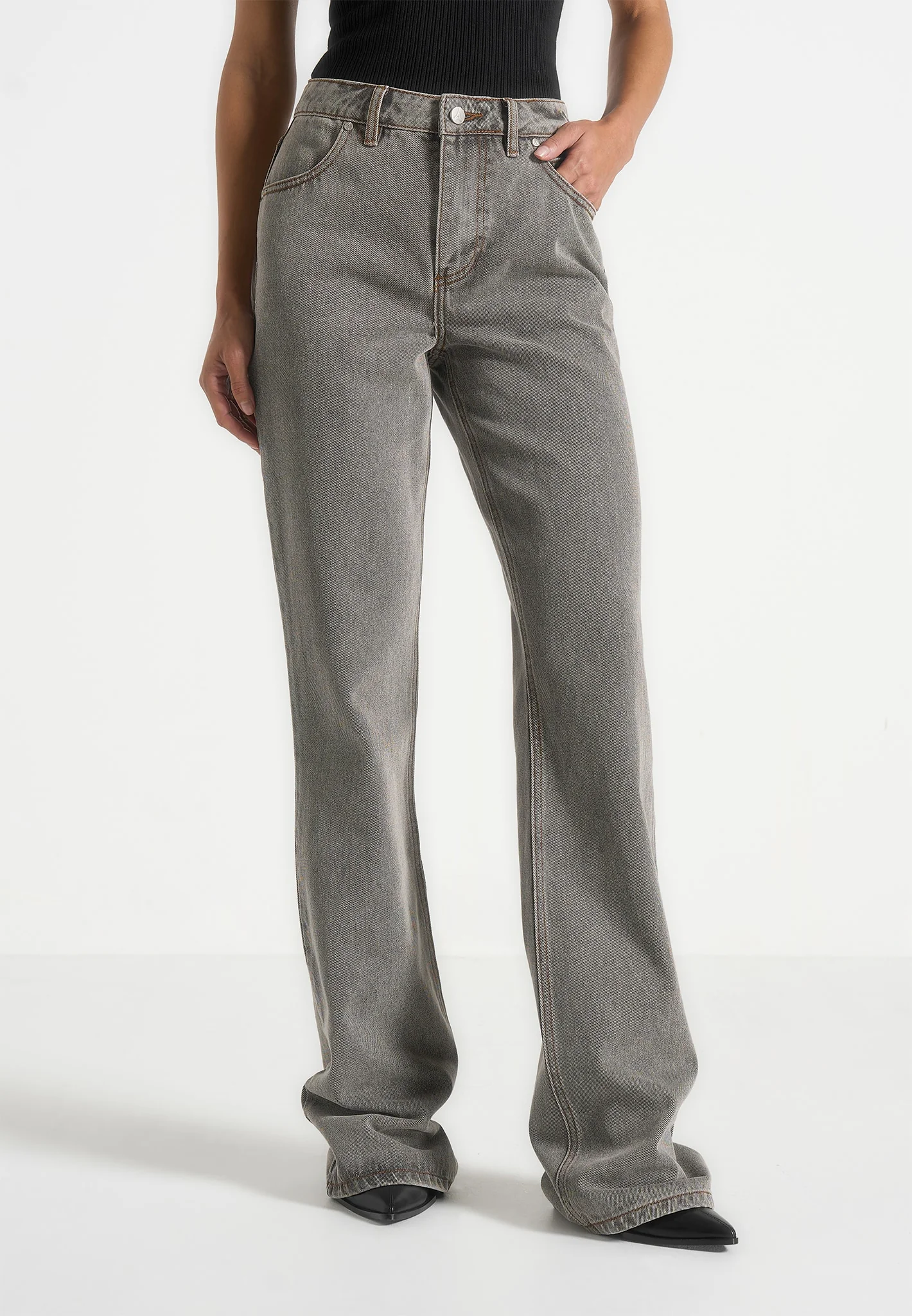 Abbie - Stacked Fit And Flare Jeans - Light Grey - Image 3