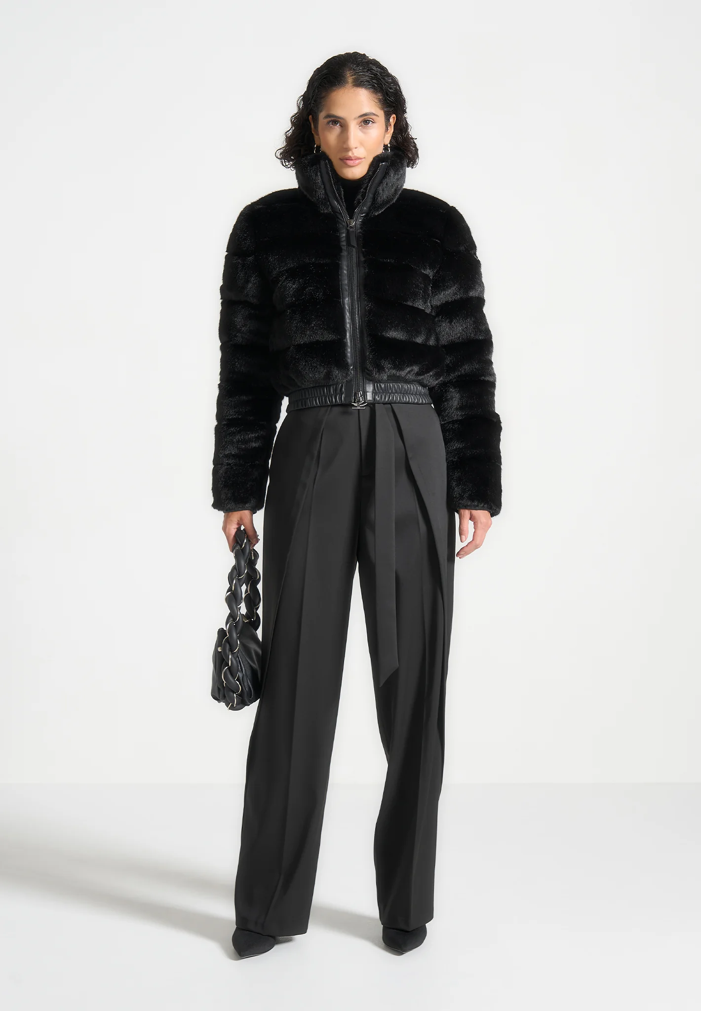 Ama - Plush Ribbed Jacket with Neck Scarf - Black