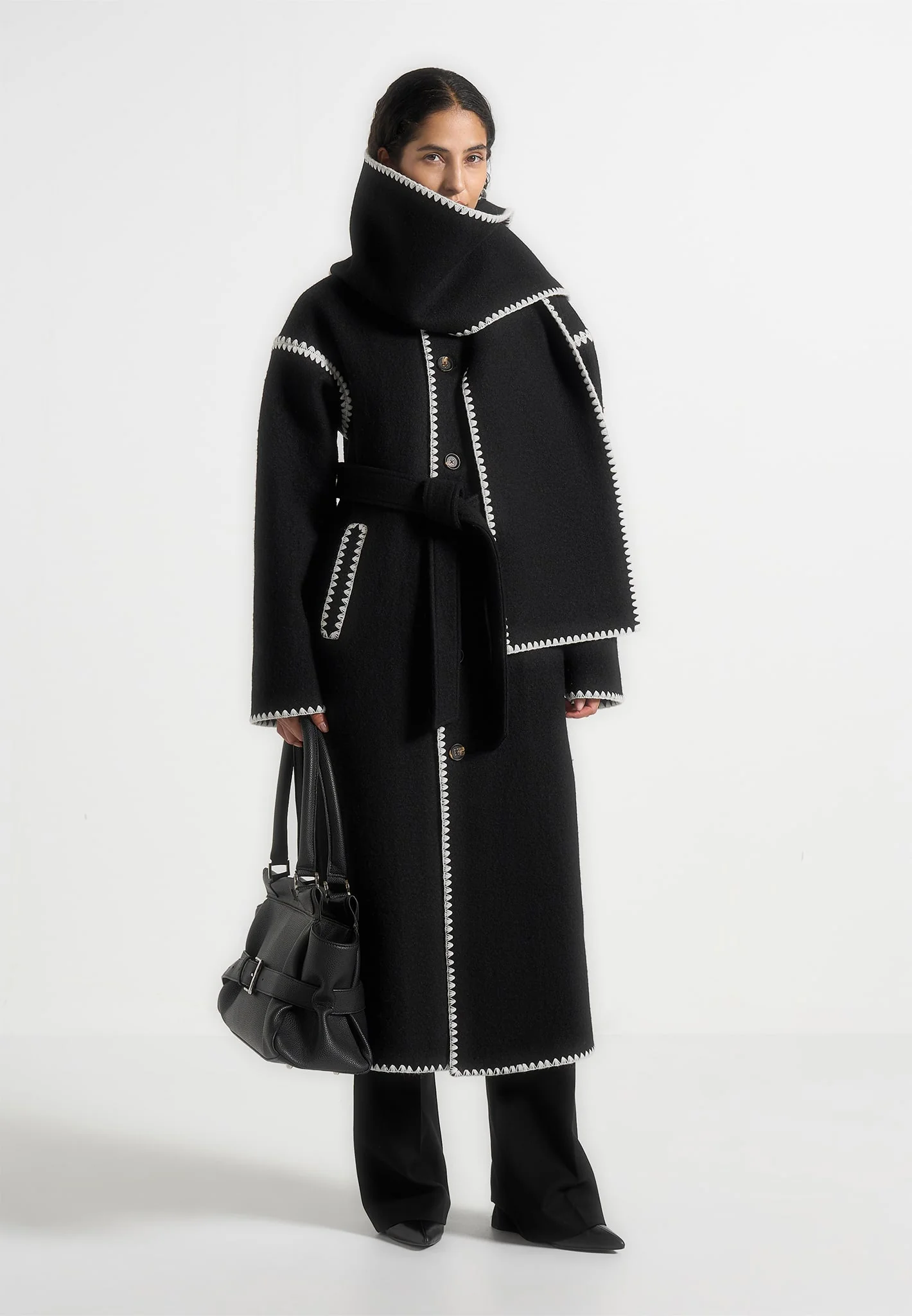 Aube - Blanket Stitch Wool Scarf - Black - Image 4