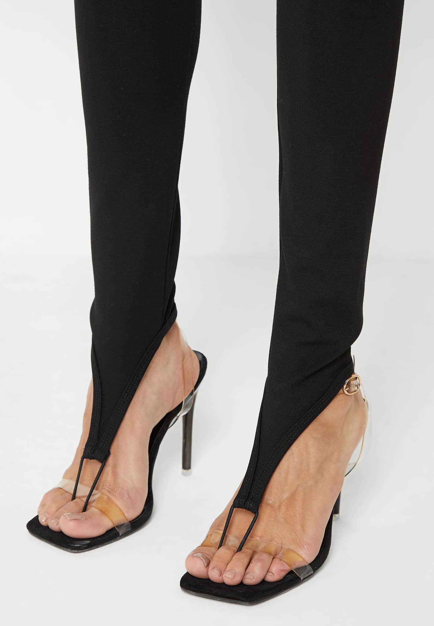 Cut-Out O-Ring Leggings - Black - Image 6