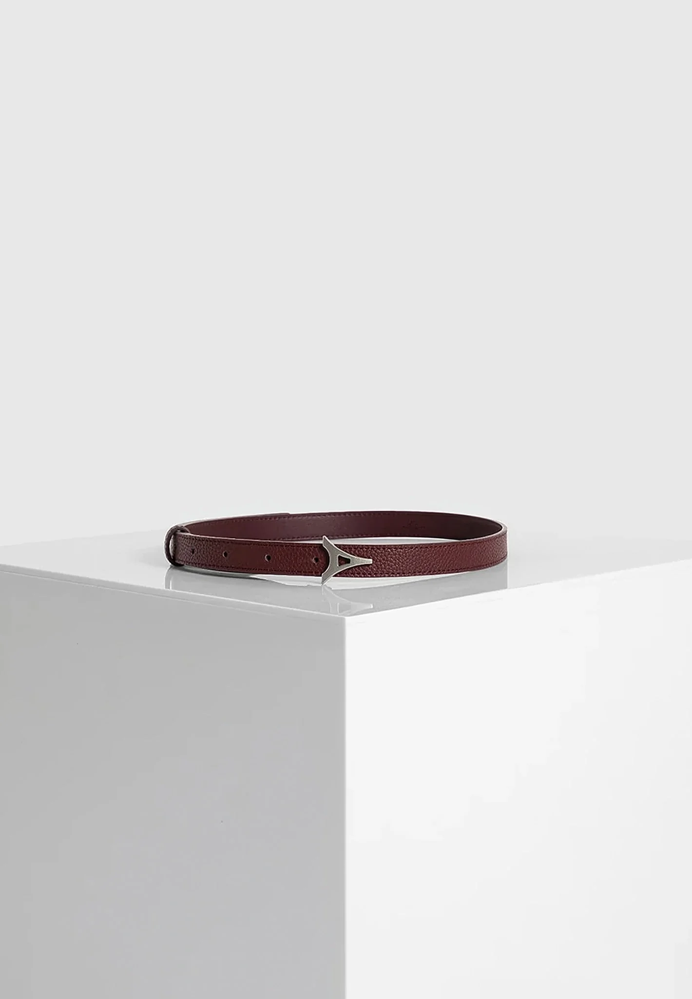 Leonie - Eiffel Slim Leather Belt - Red - Image 3