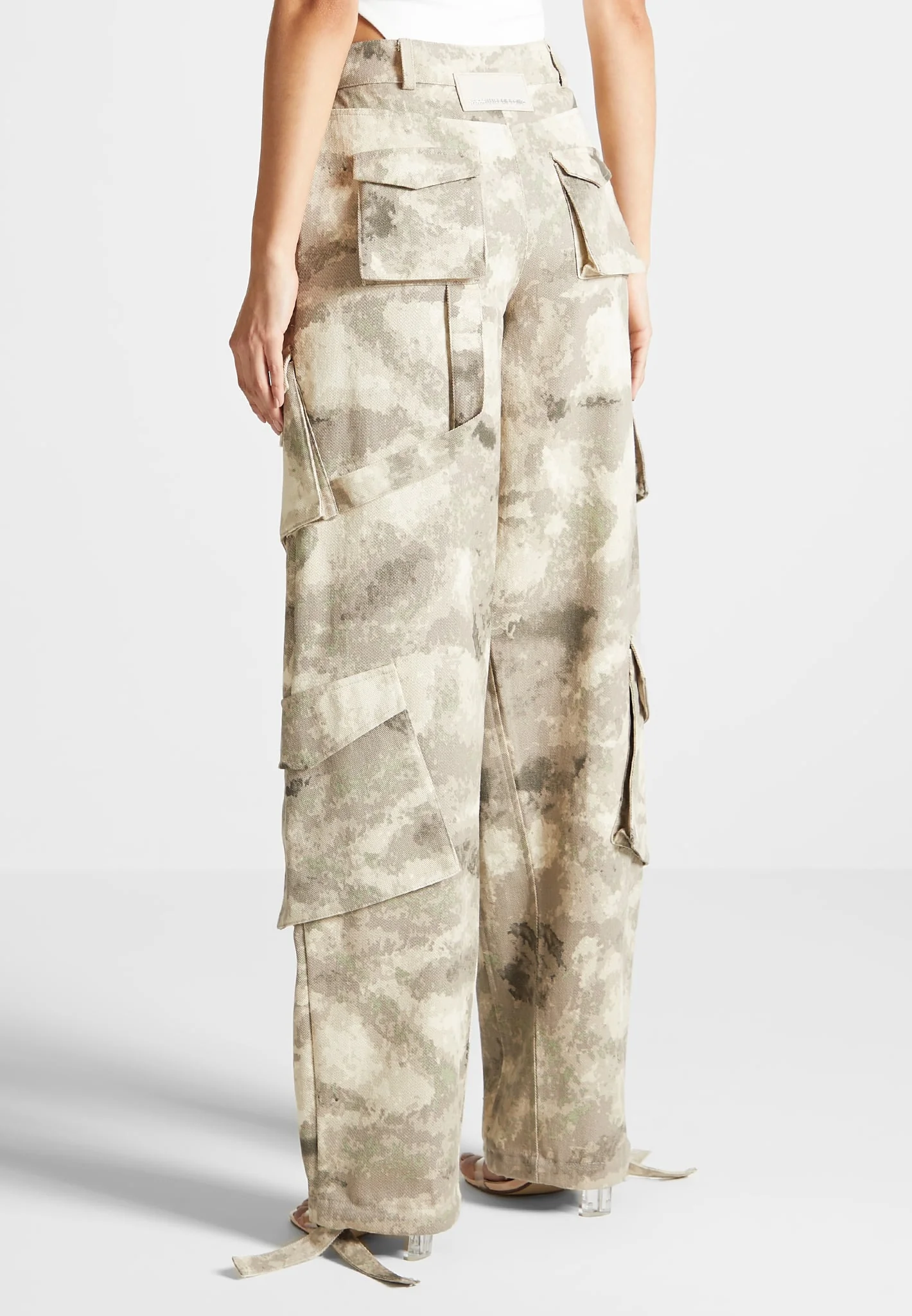 High Waisted Camo Cargo Pants - Beige - Image 5