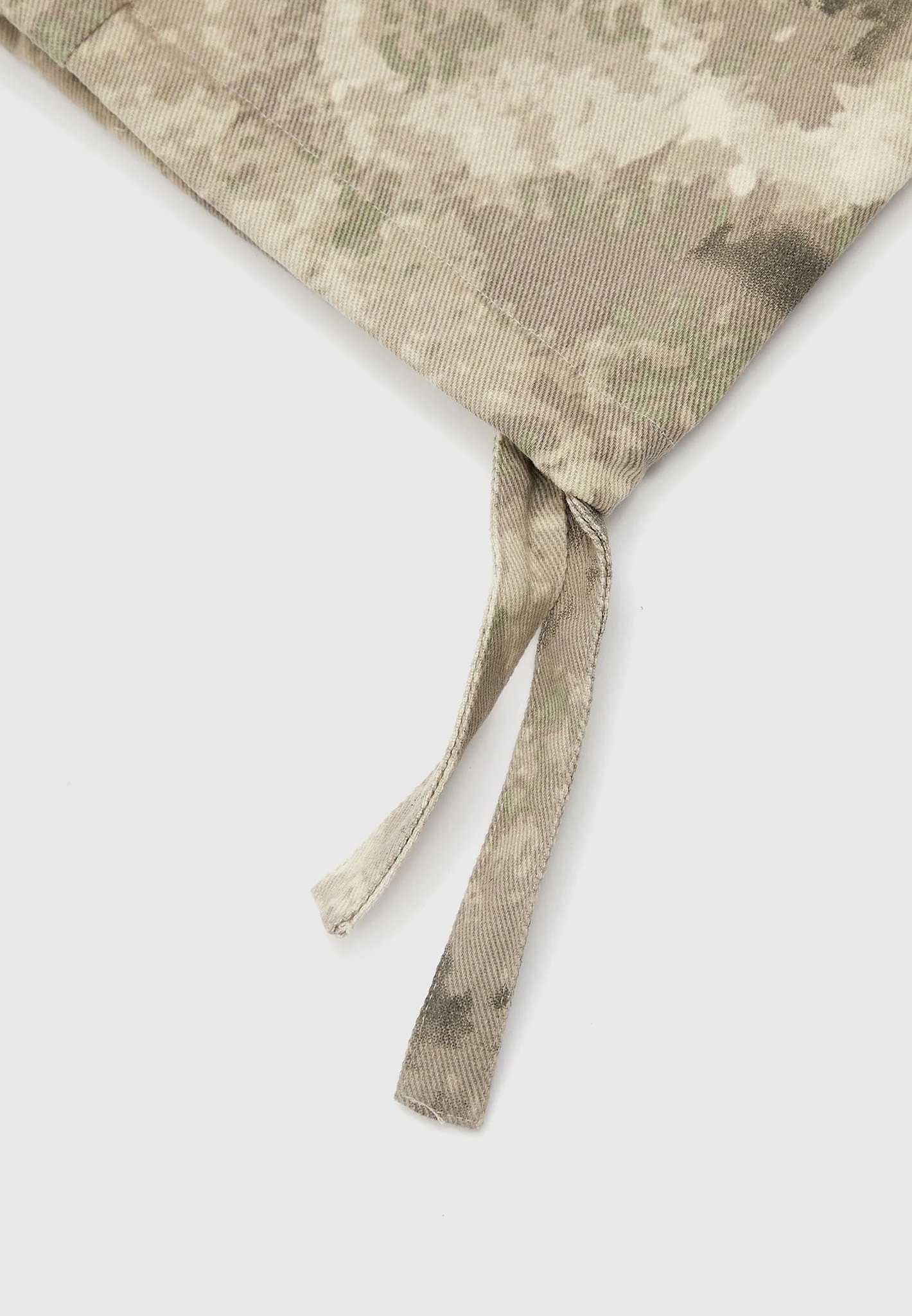 High Waisted Camo Cargo Pants - Beige - Image 9