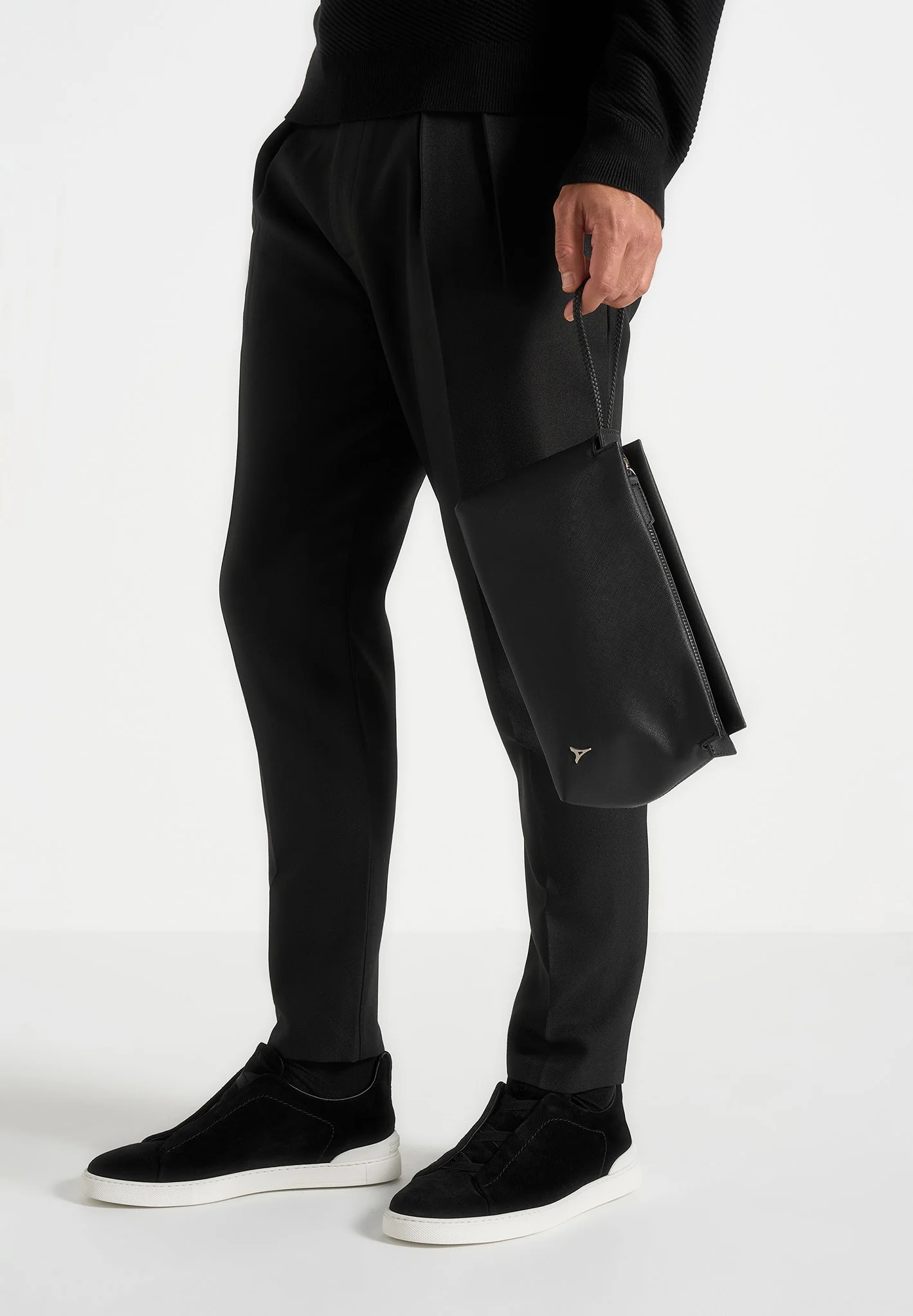 Jessy - Textured Leather Washbag - Black - Image 2