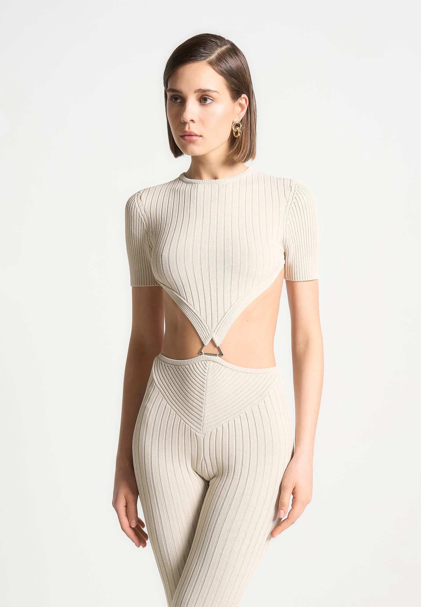 Knitted Backless Jumpsuit - Beige - Image 5