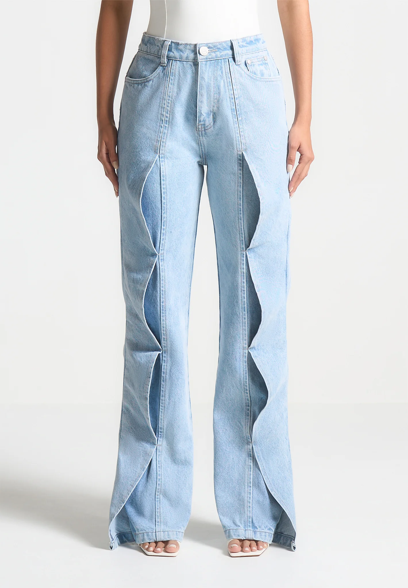 Maé - Wave Detail Straight Leg Jeans - Light Blue - Image 3