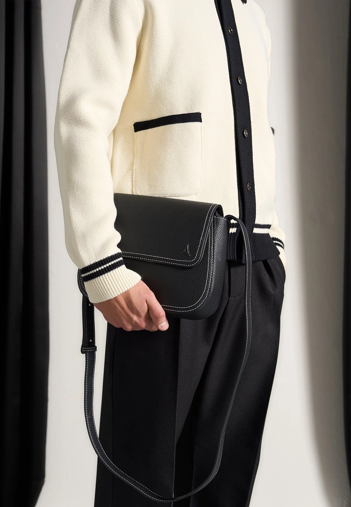 Marseille - Crossbody Bag - Black - Image 9