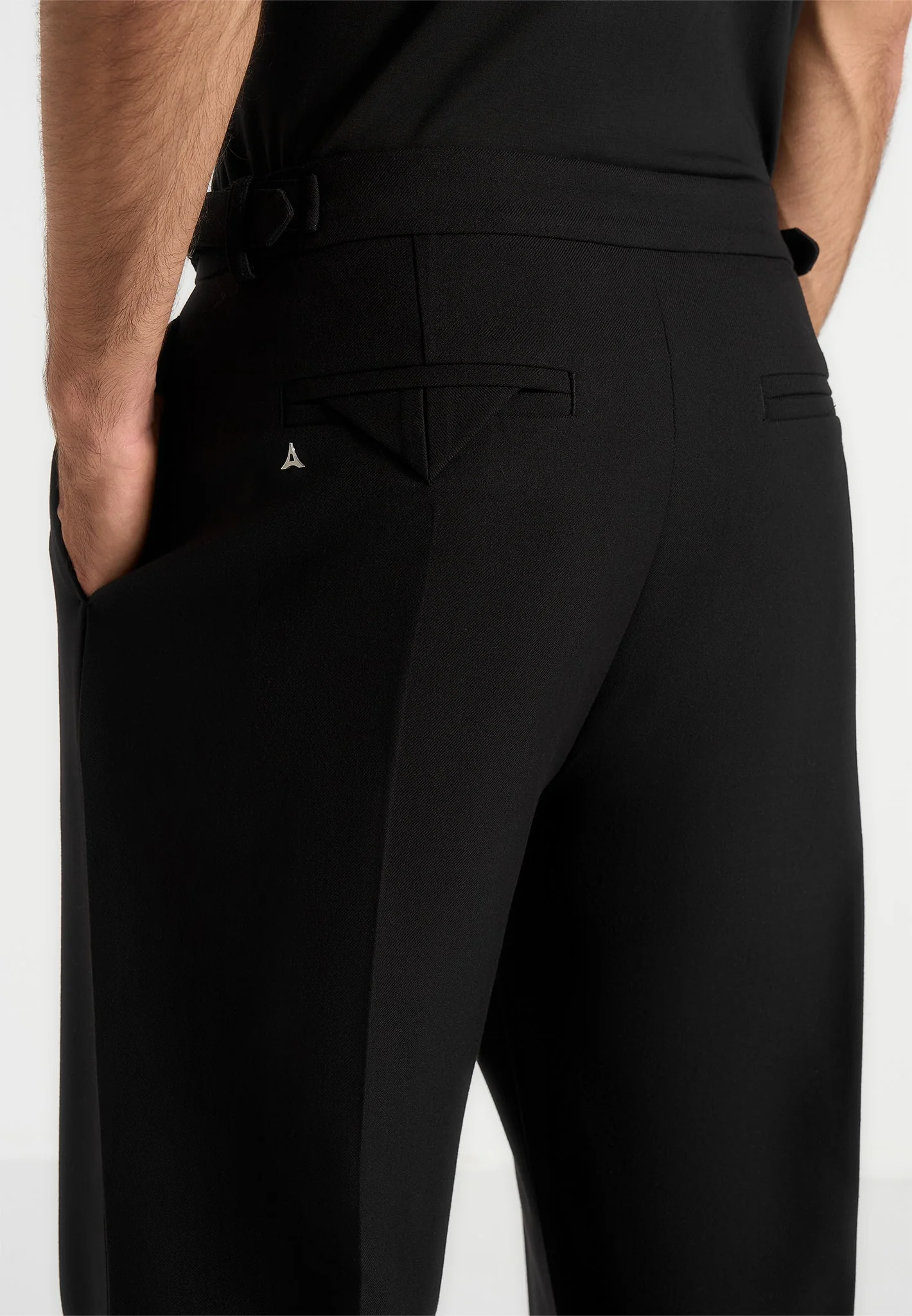 Pierre - Relaxed Fit Pleated Tailored Trousers - Black - Image 4