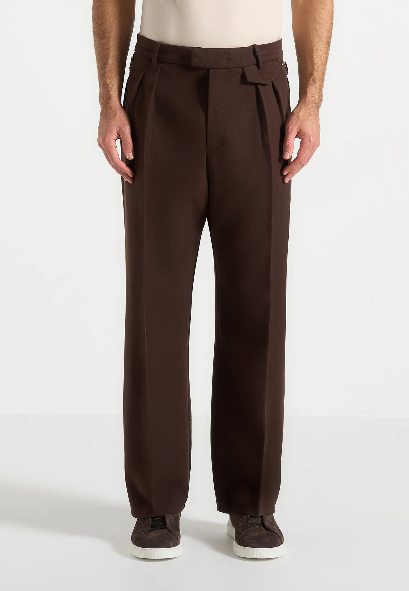 Pierre - Relaxed Fit Pleated Tailored Trousers - Brown - Image 4
