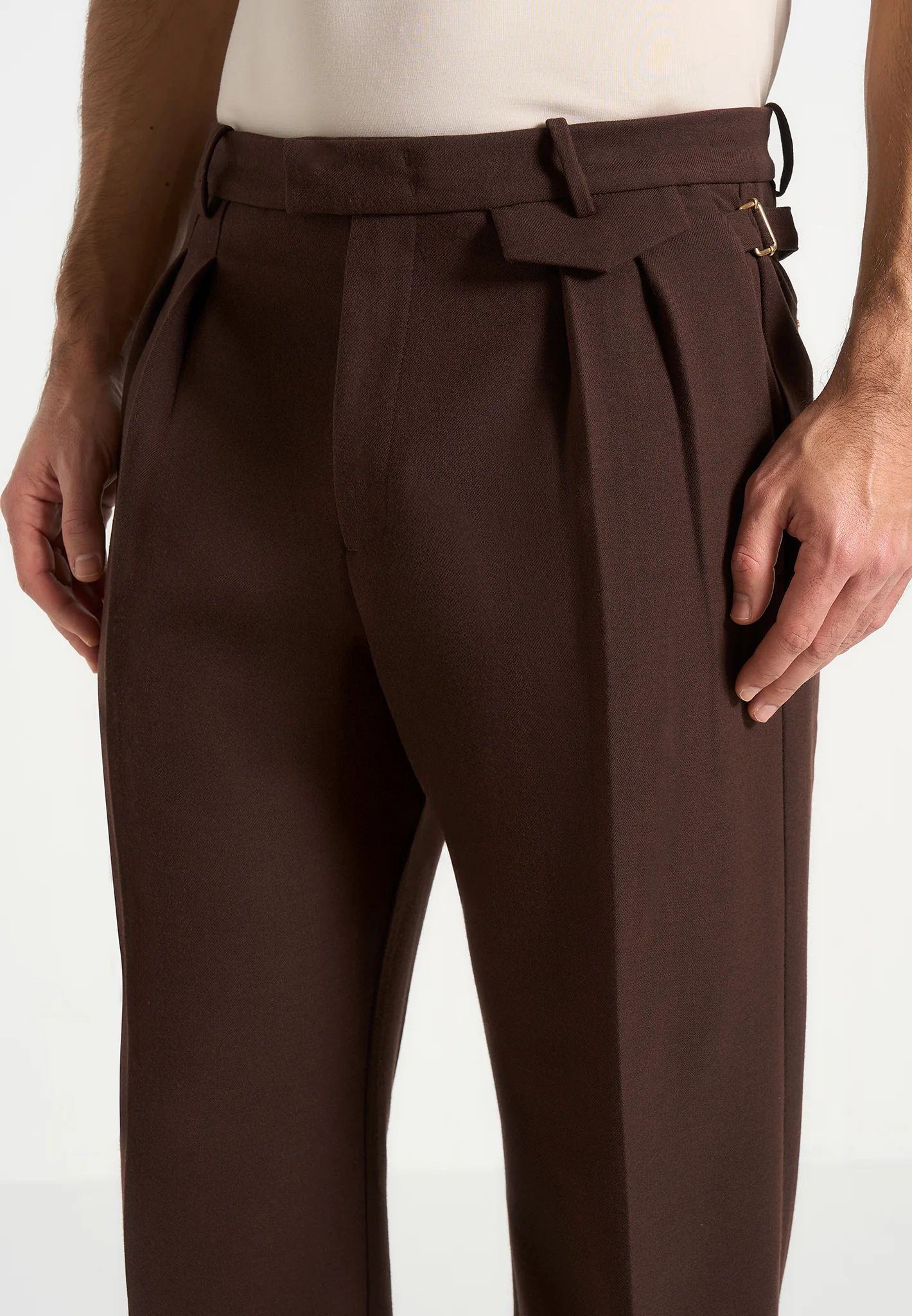 Pierre - Relaxed Fit Pleated Tailored Trousers - Brown - Image 5
