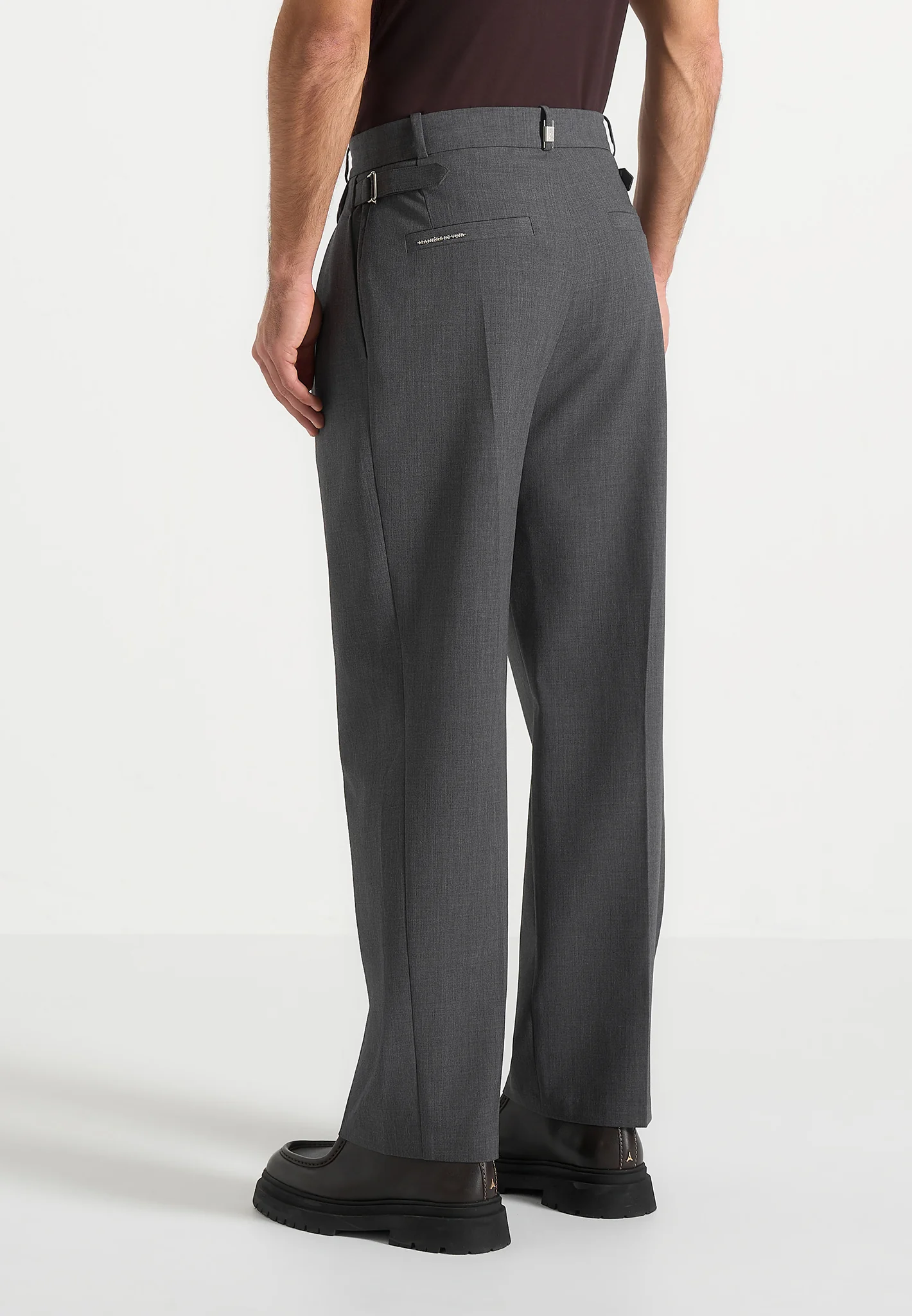 Pierre - Relaxed Fit Pleated Tailored Trousers - Grey - Image 6