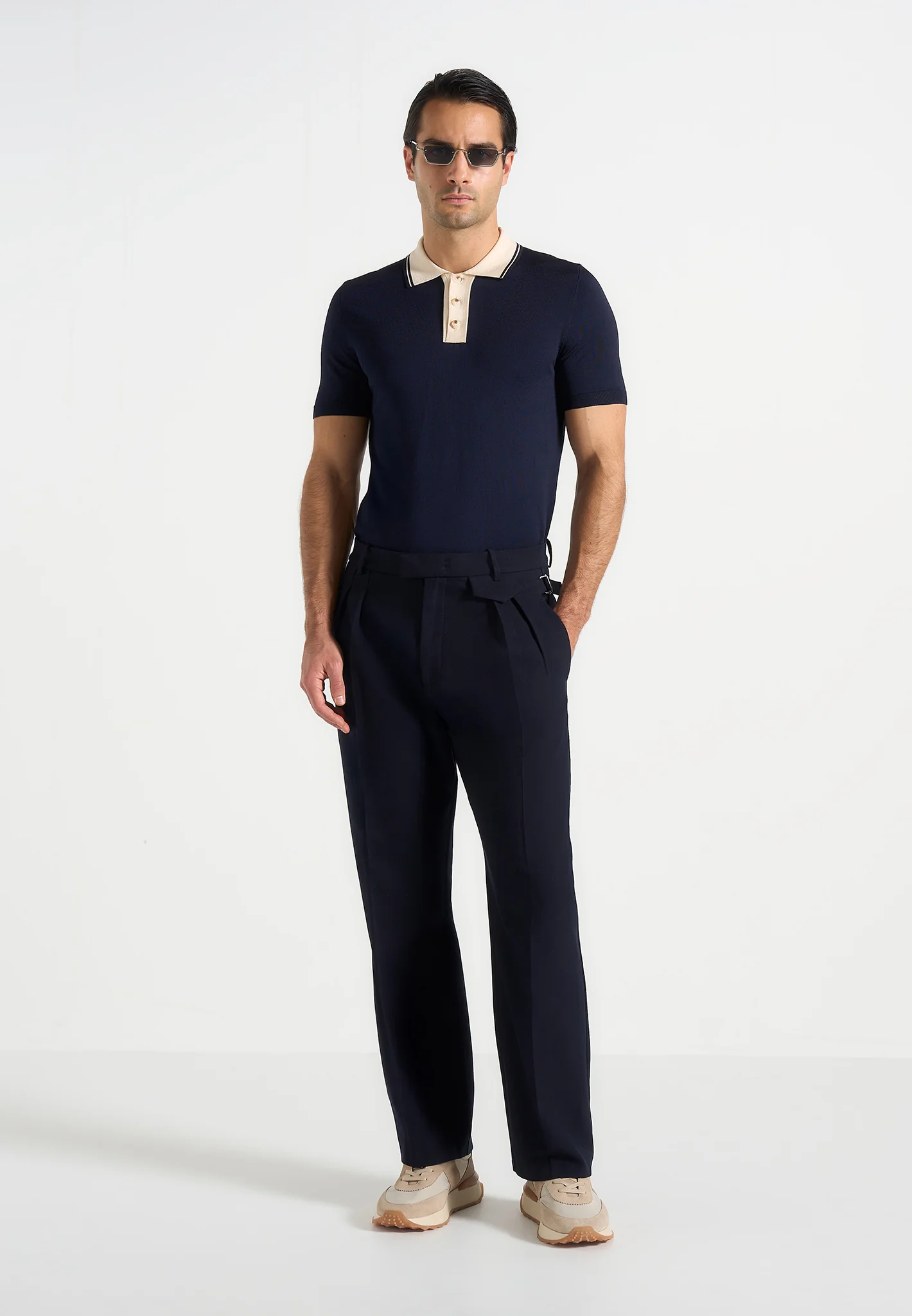 Pierre - Relaxed Fit Pleated Tailored Trousers - Navy - Image 2