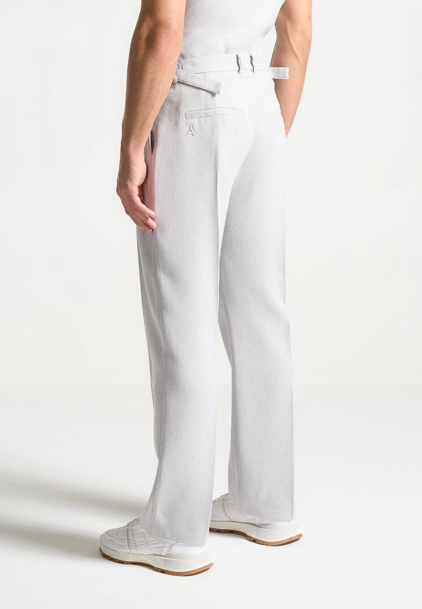 Pierre - Relaxed Fit Textured Pleated Tailored Trousers - Light Grey - Image 5
