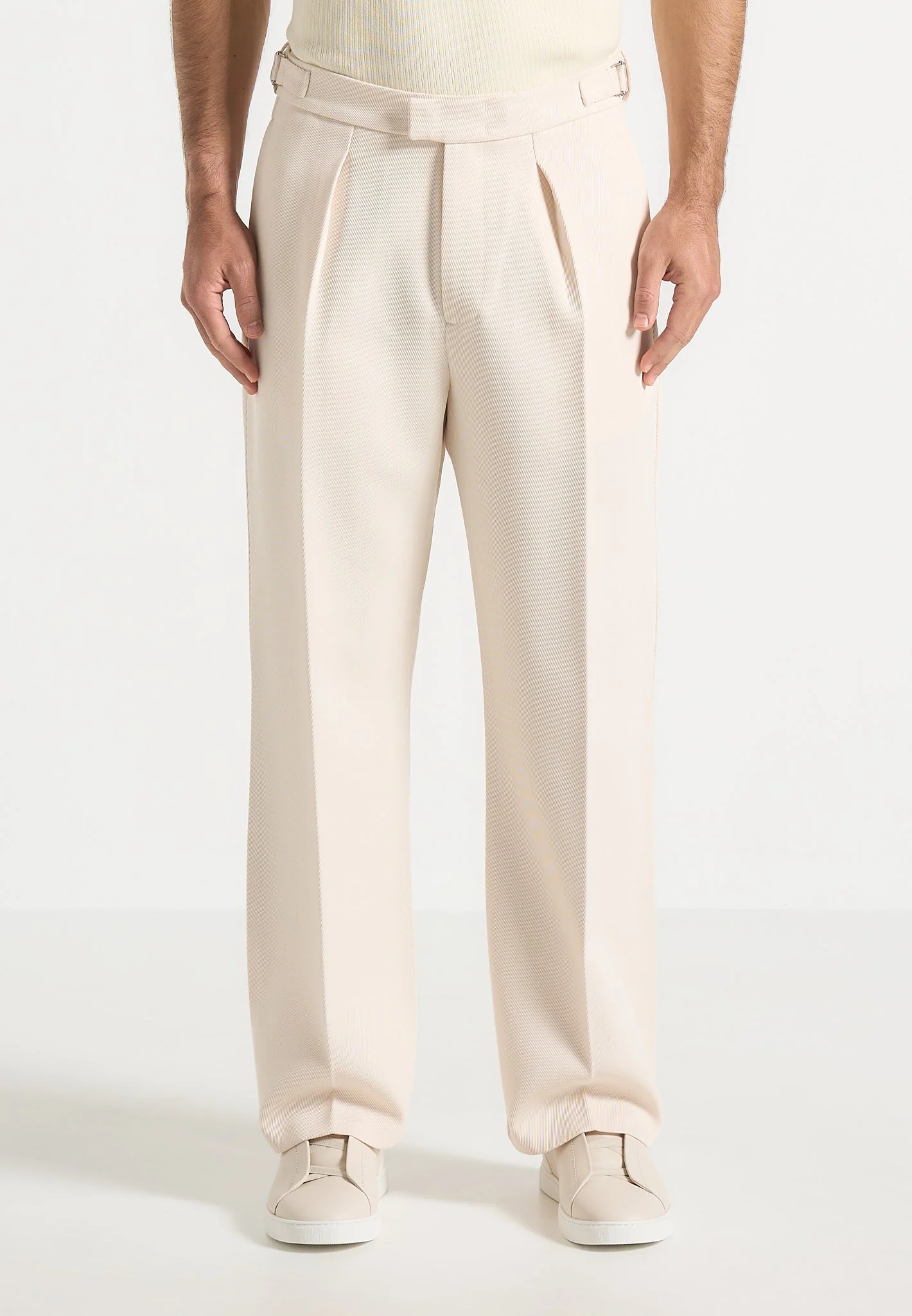 Dorian - Relaxed Fit Twill Pleated Tailored Trousers - Cream - Image 6