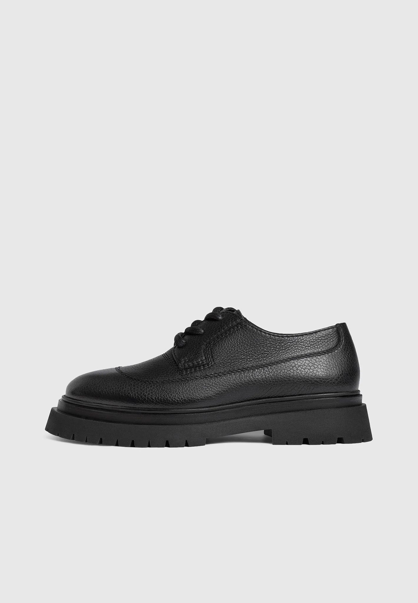 Rennes - Pebbled Leather Derby Shoe - Black - Image 2