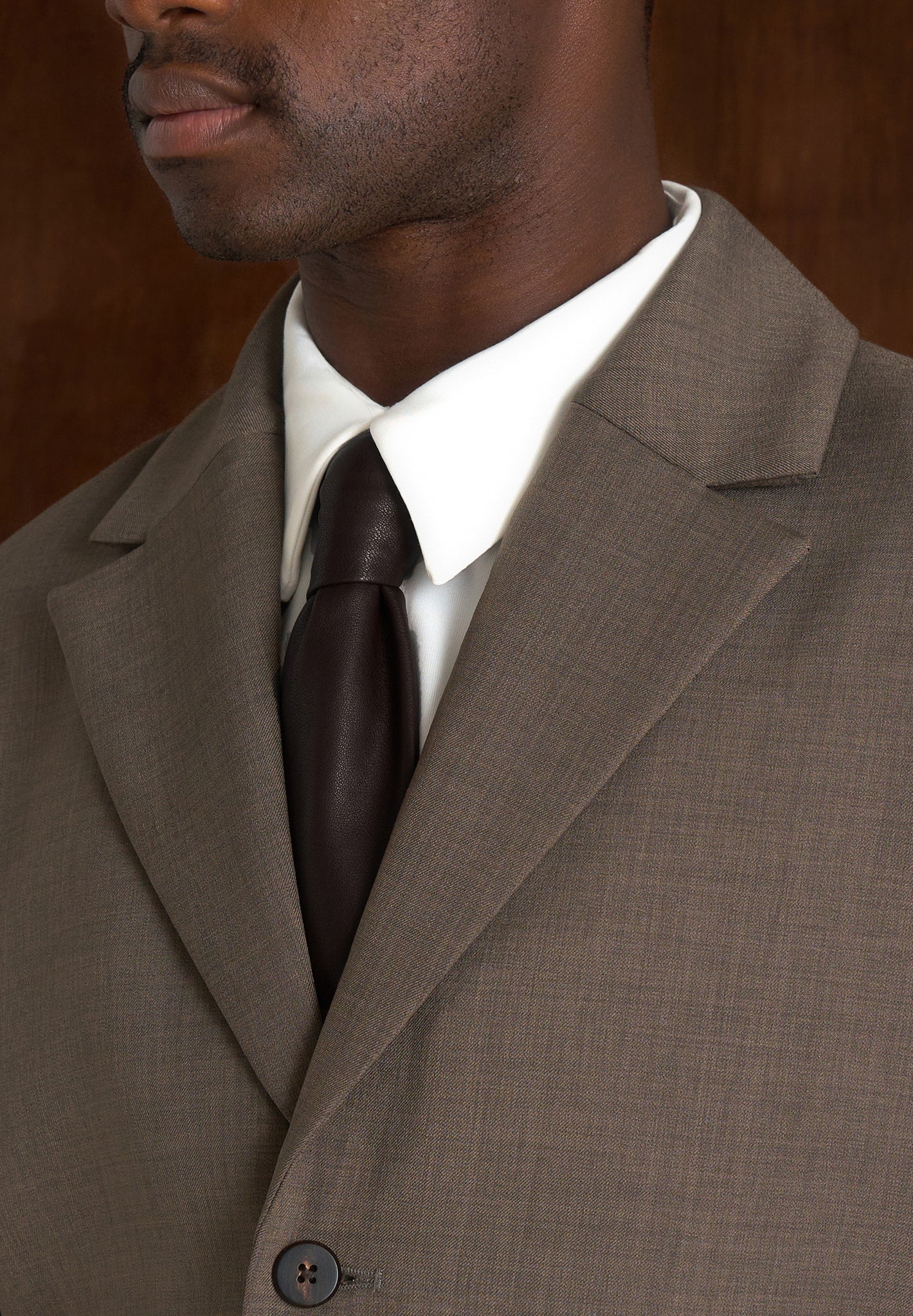 Silas - Tailored Cropped Blazer - Taupe - Image 3