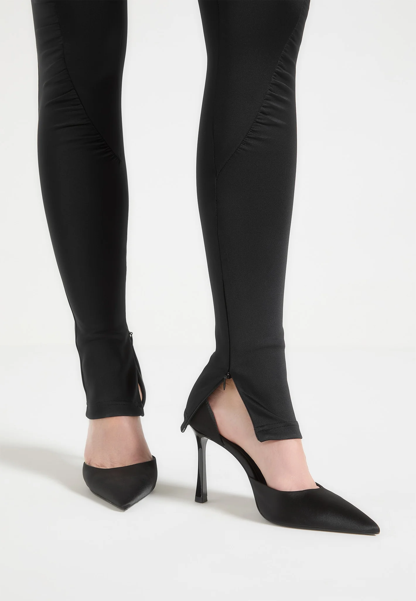 Twist Halterneck Ruched Jumpsuit - Black - Image 7