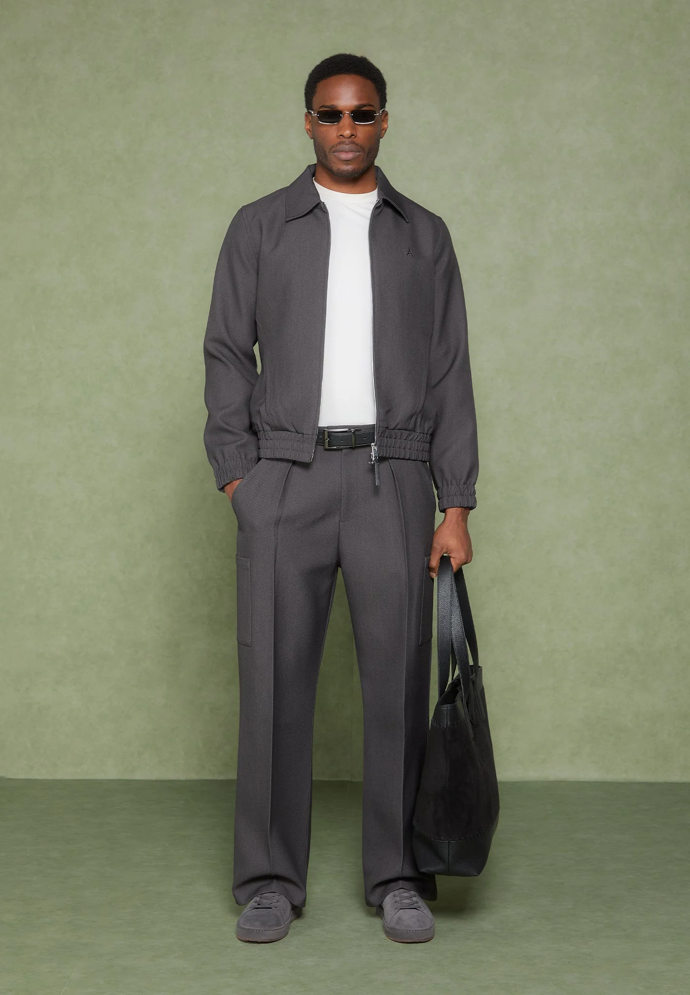 Luca - Relaxed Fit Pleated Pocket Trousers - Grey - Image 8